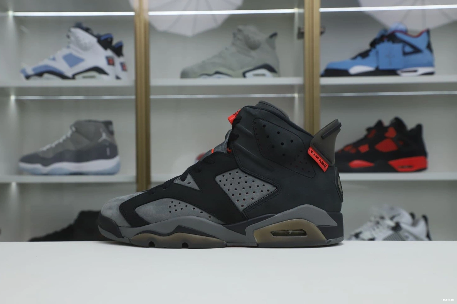 JORDAN PARIS 'IRON X SAINT-GERMAIN 6 AIR RETRO GREY' 0302